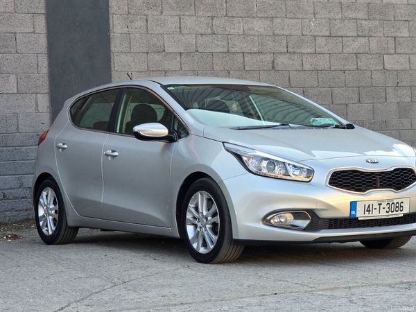 Kia Ceed Hatchback, Diesel, 2014, Silver