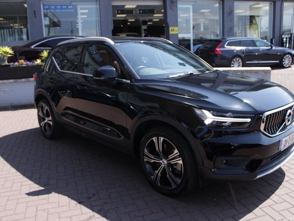 Volvo XC40 MPV, Petrol Plug-in Hybrid, 2021, Black