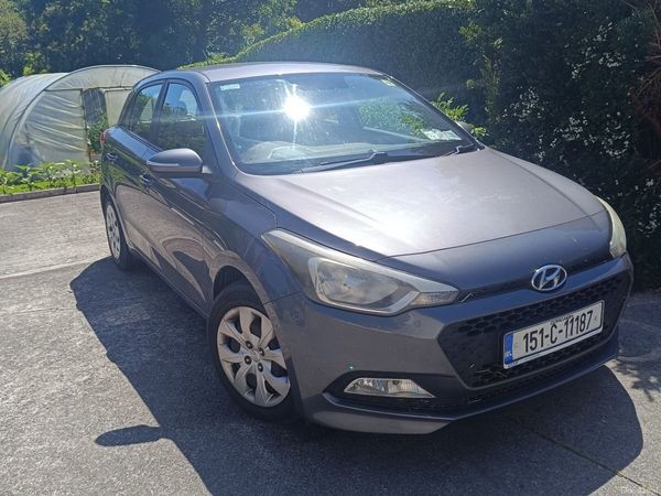 Hyundai i20 Hatchback, Diesel, 2015, Grey