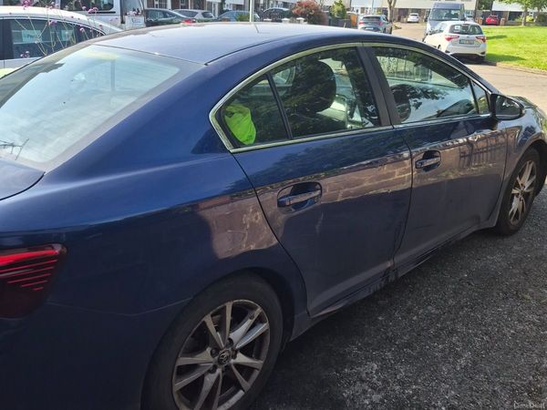 Toyota Avensis Saloon, Diesel, 2016, Blue
