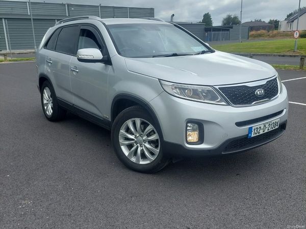 Kia Sorento SUV, Diesel, 2013, Silver