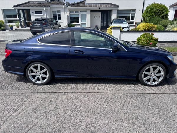 Mercedes-Benz C-Class Coupe, Petrol, 2013, Blue