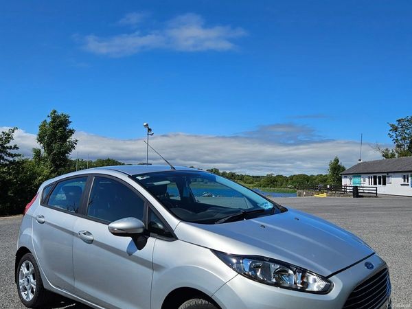 Ford Fiesta Hatchback, Diesel, 2014, Silver