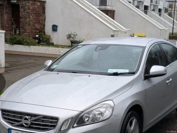 Volvo S60 Saloon, Diesel, 2012, Silver