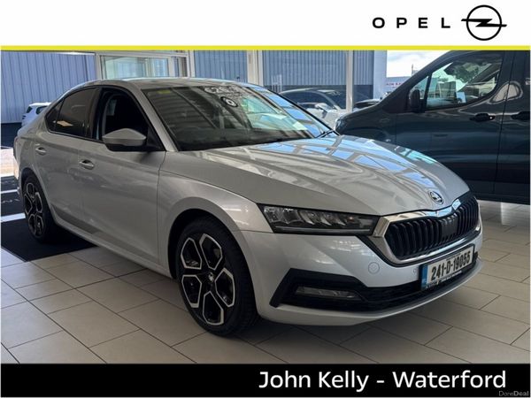 Skoda Octavia Saloon, Petrol Hybrid, 2024, Grey