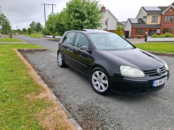 Volkswagen Golf Hatchback, Petrol, 2004, Black