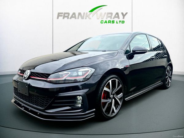 Volkswagen Golf Hatchback, Petrol, 2017, Black