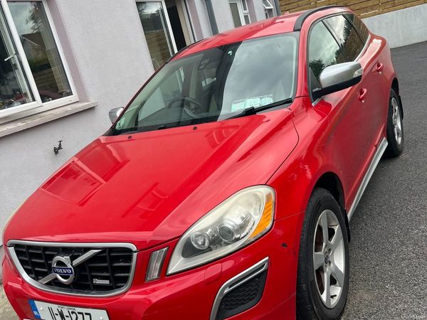 Volvo XC60 SUV, Diesel, 2011, Red
