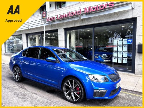 Skoda Octavia Hatchback, Diesel, 2017, Blue