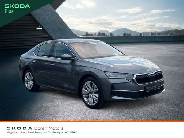 Skoda Octavia Hatchback, Petrol, 2026, Grey