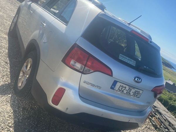 Kia Sorento SUV, Diesel, 2013, Silver