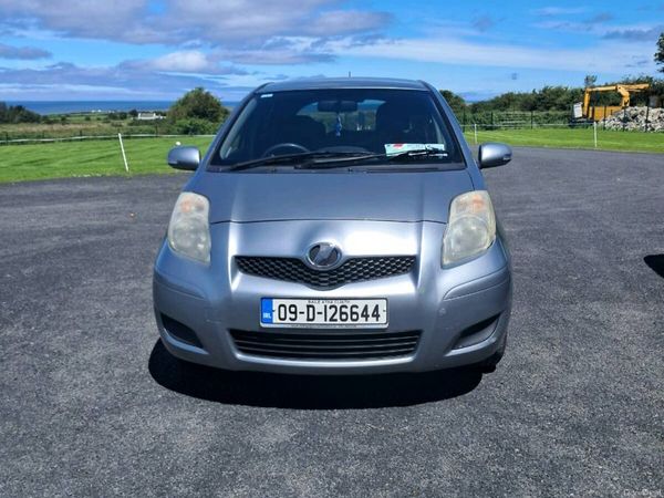Toyota Vitz Hatchback, Petrol, 2009, Grey