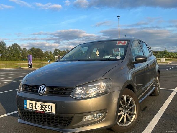 Volkswagen Polo Hatchback, Petrol, 2013, Grey