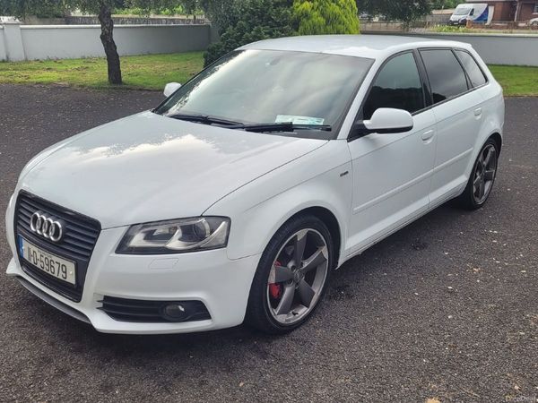 Audi A3 Hatchback, Diesel, 2011, White