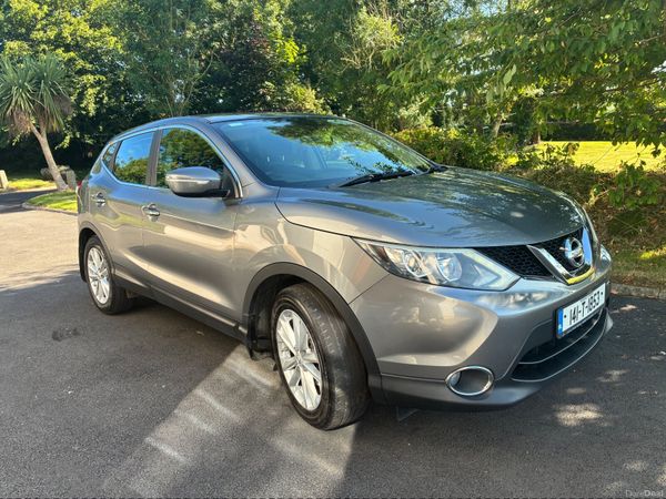 Nissan Qashqai Hatchback, Diesel, 2014, Grey