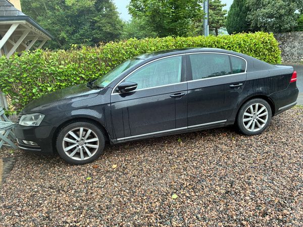 Volkswagen Passat Saloon, Diesel, 2013, Black