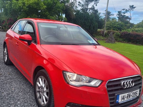 Audi A3 Hatchback, Diesel, 2014, Red