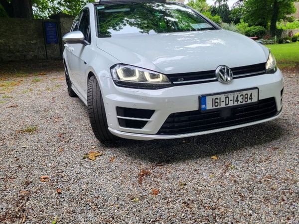 Volkswagen Golf Estate, Petrol, 2016, White
