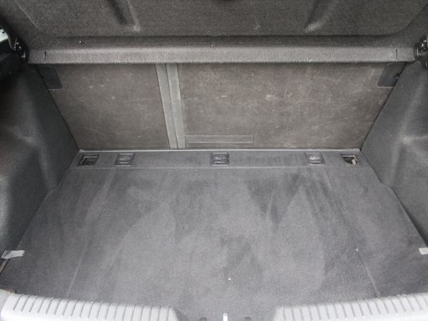 Hyundai i30 Hatchback, Diesel, 2011, Black