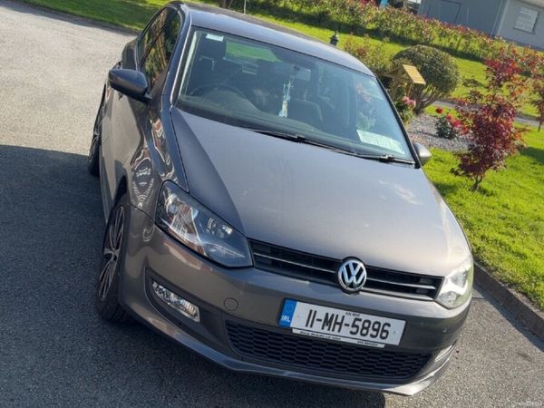 Volkswagen Polo Hatchback, Petrol, 2011, Grey