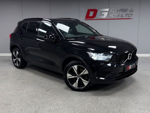 Volvo XC40 SUV, Petrol Hybrid, 2022, Black
