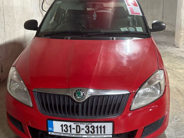 Skoda Fabia Hatchback, Diesel, 2013, Red
