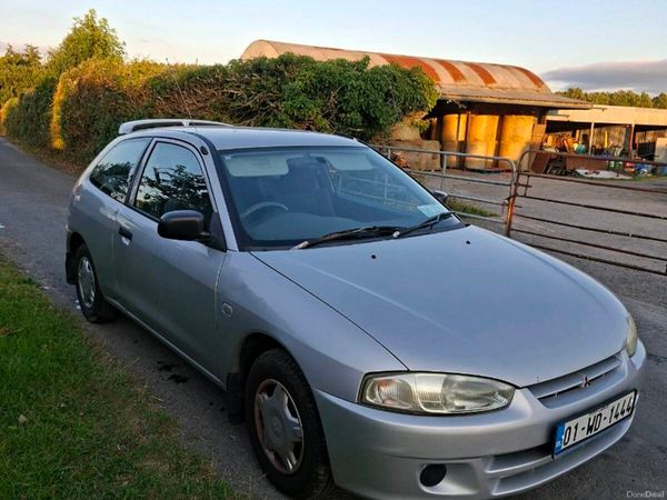 Mitsubishi Colt Hatchback, Petrol, 2001, Silver