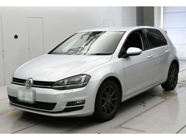 Volkswagen Golf Hatchback, Petrol, 2016, White
