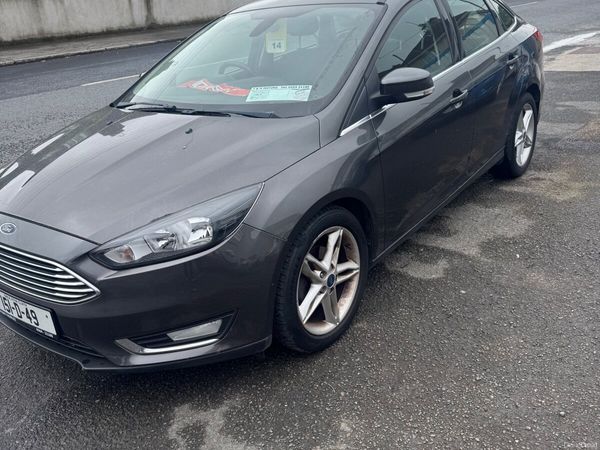 Ford Focus Saloon, Diesel, 2015, Grey