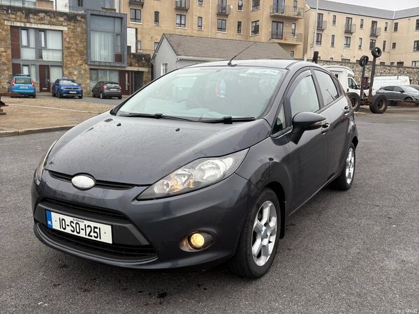 Ford Fiesta Hatchback, Diesel, 2010, Grey