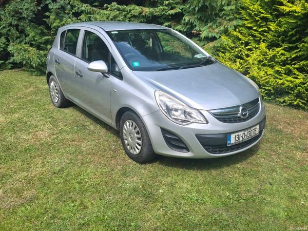 Opel Corsa Hatchback, Petrol, 2013, Silver