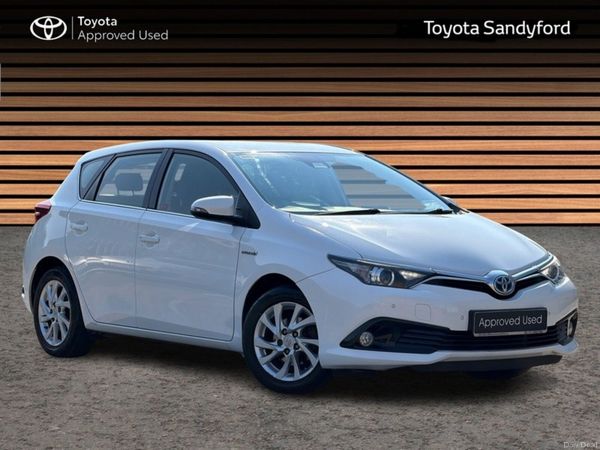 Toyota Auris Estate, Petrol Hybrid, 2017, White