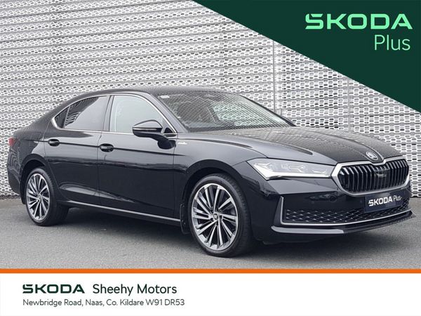 Skoda Superb Saloon, Diesel, 2025, Black