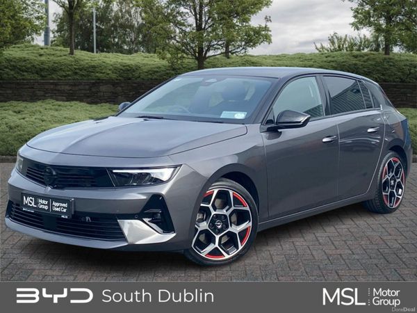 Opel Astra Hatchback, Petrol Plug-in Hybrid, 2023, Grey