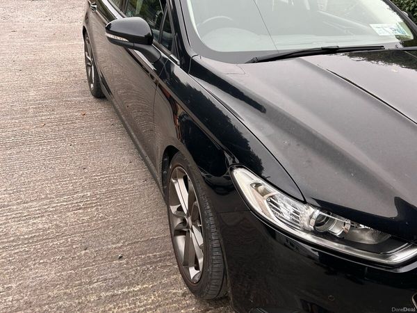 Ford Mondeo Hatchback, Diesel, 2015, Black