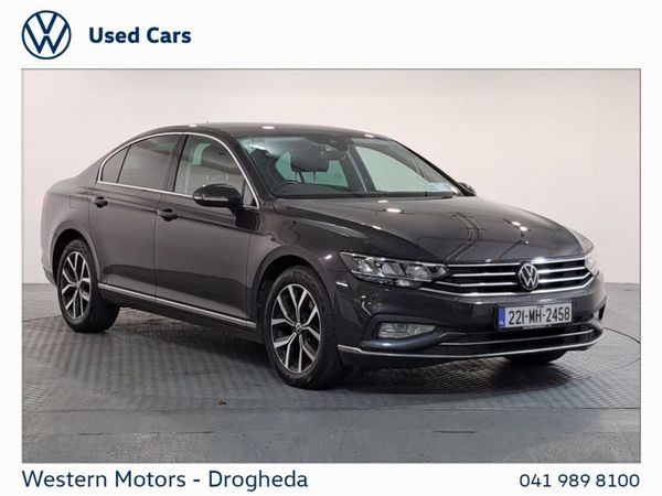 Volkswagen Passat Saloon, Diesel, 2022, Grey
