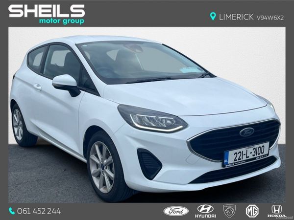 Ford Fiesta Hatchback, Petrol, 2022, White