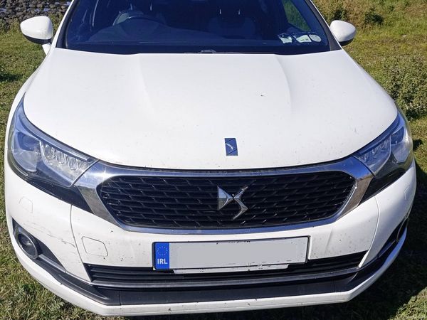 Citroen DS 4 Hatchback, Diesel, 2016, White