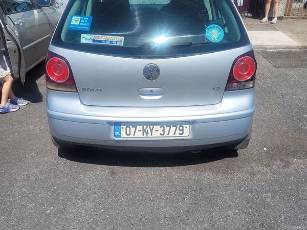 Volkswagen Polo Hatchback, Petrol, 2007, Silver