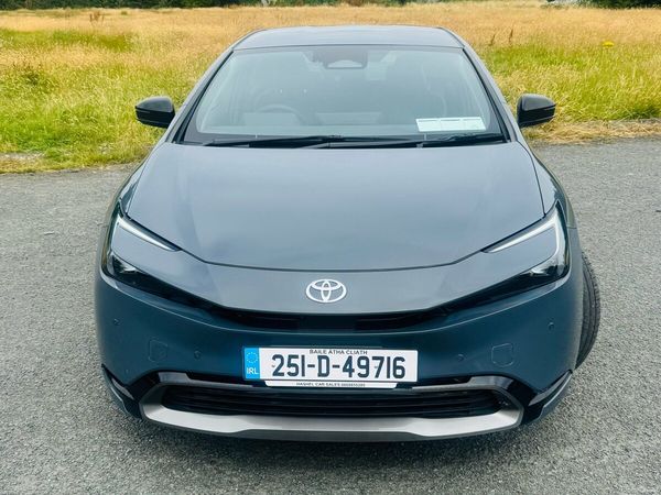 Toyota Prius Saloon, Petrol Hybrid, 2025, Grey
