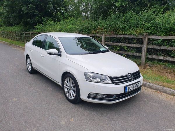 Volkswagen Passat Saloon, Diesel, 2013, White