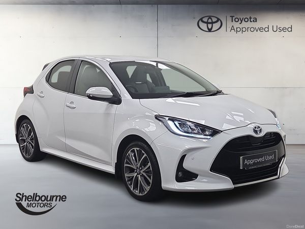 Toyota Yaris Hatchback, Petrol Hybrid, 2022, White