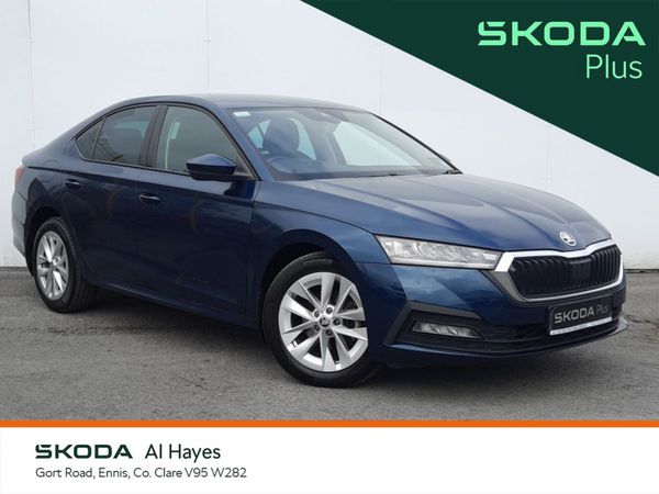 Skoda Octavia Saloon, Diesel, 2023, Blue
