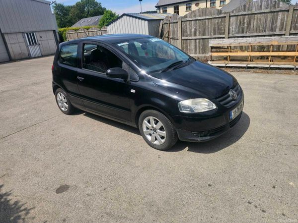 Volkswagen Fox Hatchback, Petrol, 2011, Black