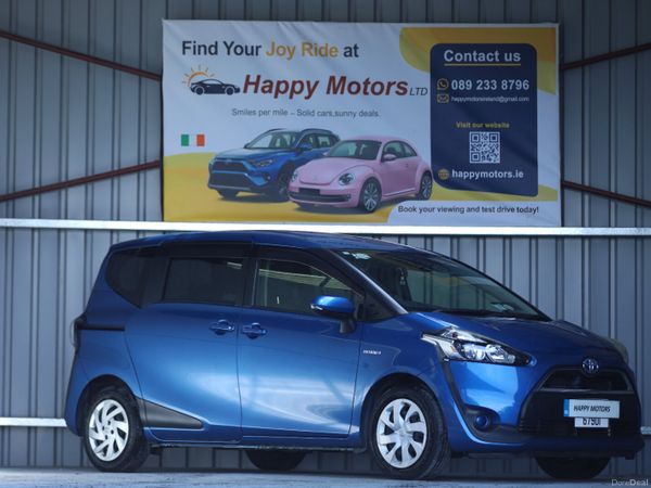 Toyota Sienta MPV, Petrol Hybrid, 2017, Blue