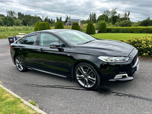 Ford Mondeo Hatchback, Diesel, 2016, Black