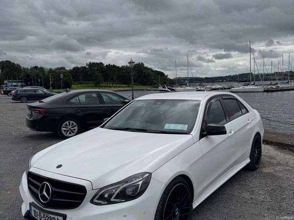 Mercedes-Benz E-Class Saloon, Diesel, 2016, White