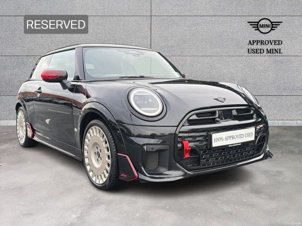 Mini Cooper Hatchback, Petrol, 2025, Black