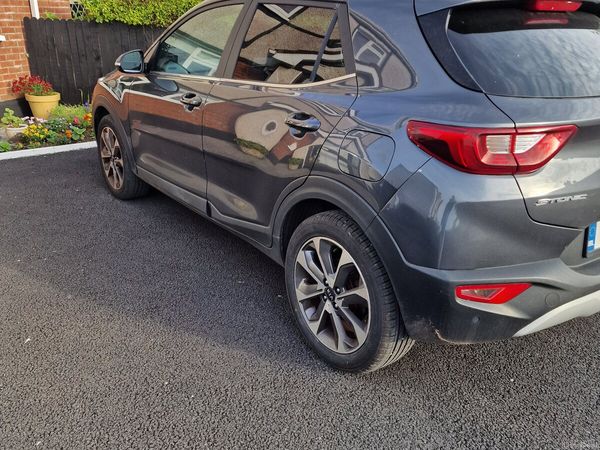 Kia Stonic Hatchback, Petrol, 2020, Grey