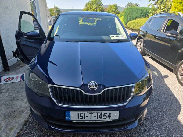 Skoda Fabia Hatchback, Petrol, 2015, Blue